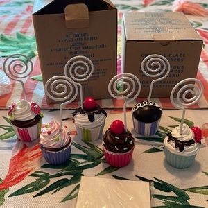 Avon Cupcake Place Card Holders 2 Set of 6